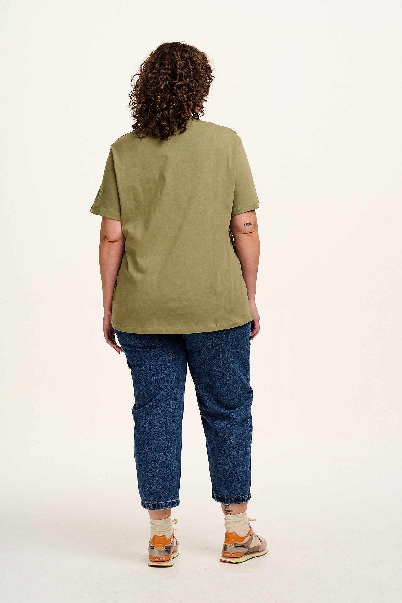 Denver - Cotton Tee in Khaki - Image 10
