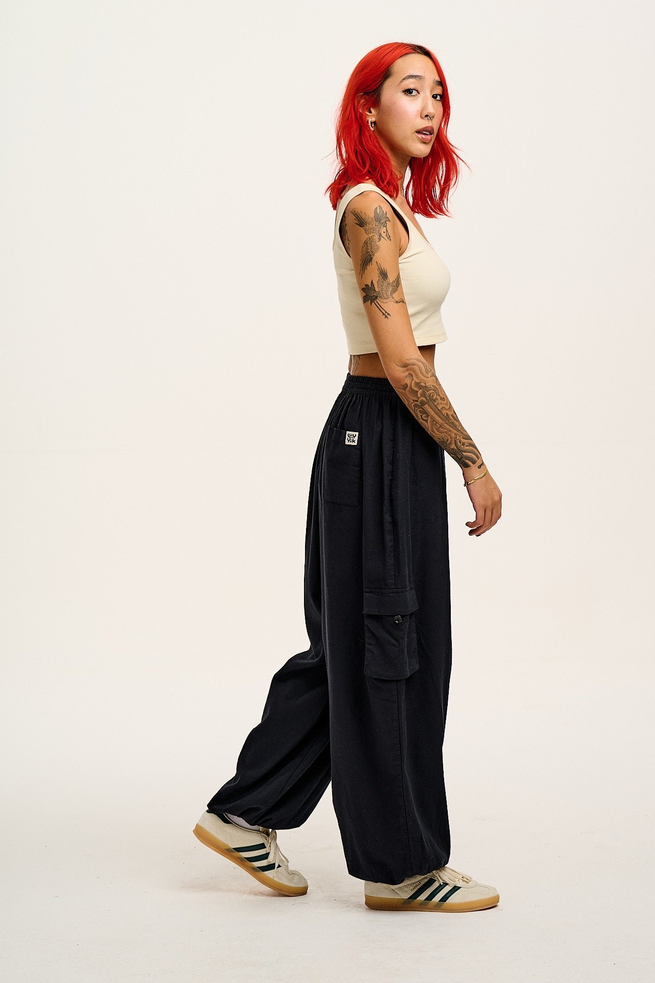 Rumi - Wide Leg Cotton & Linen Trousers in Black - Image 4