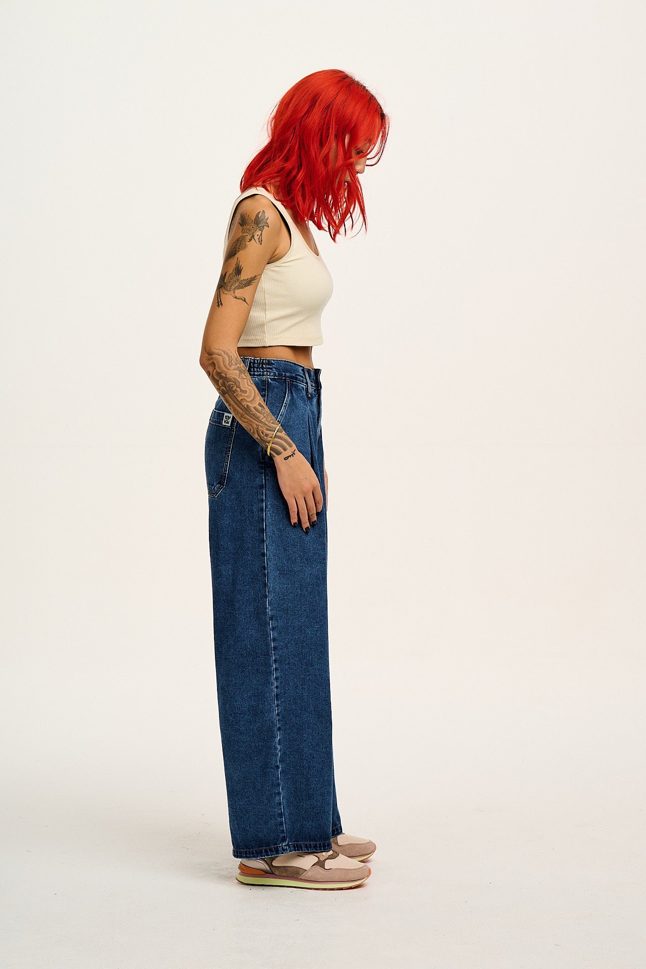 Cole - Wide Leg Denim Jeans in Mid Wash Blue - Image 8
