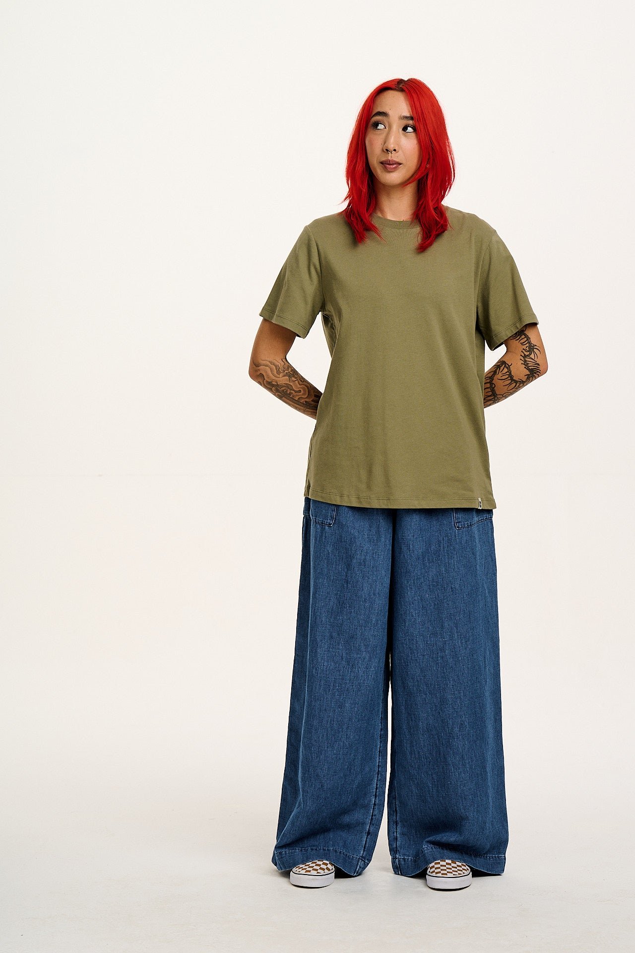 Denver - Cotton Tee in Khaki - Image 11