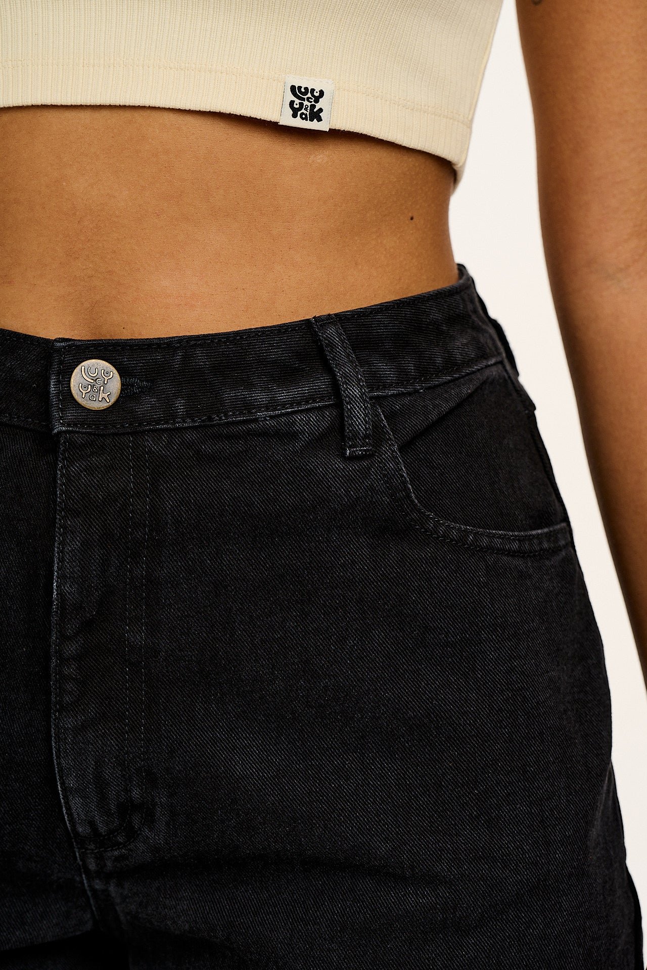 Lexi - High Waist Denim Shorts in Washed Black - Image 3