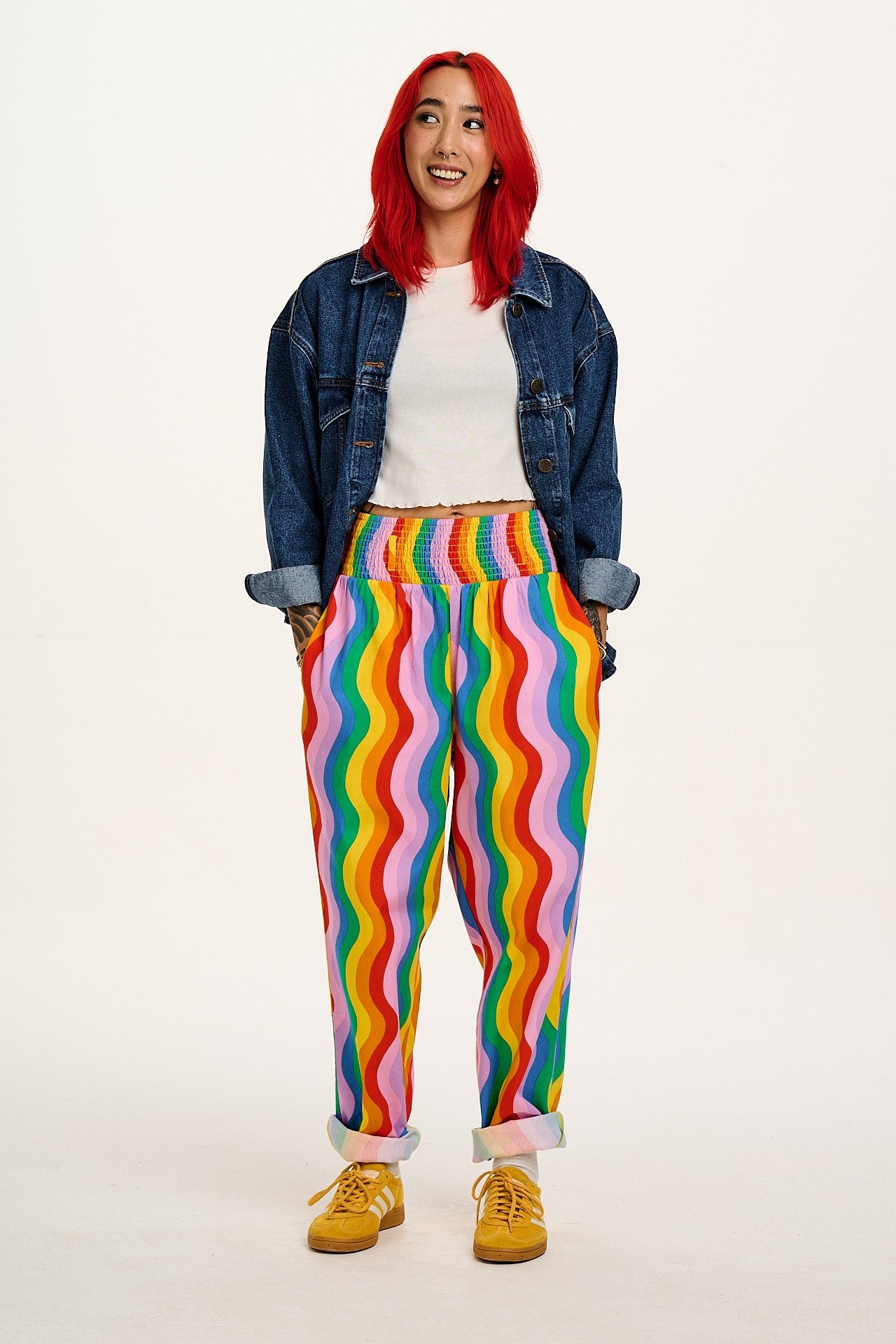 Alexa - Cotton Trousers in Wavy Rainbow Print - Image 7