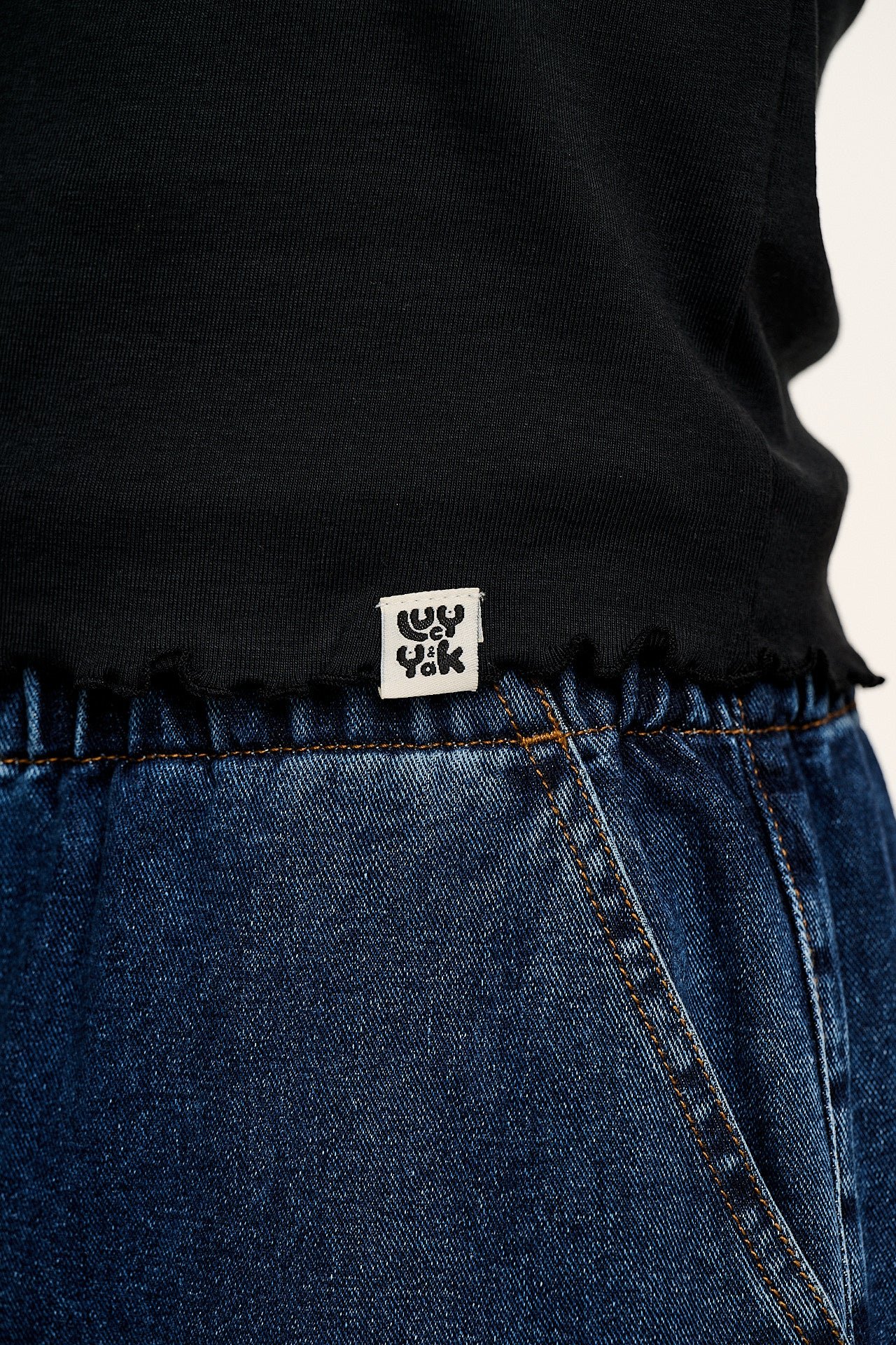 Etta - Sleeveless Cotton Tee in Black - Image 5