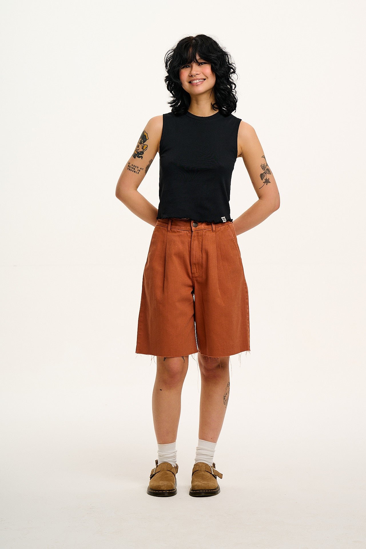 Etta - Sleeveless Cotton Tee in Black - Image 6