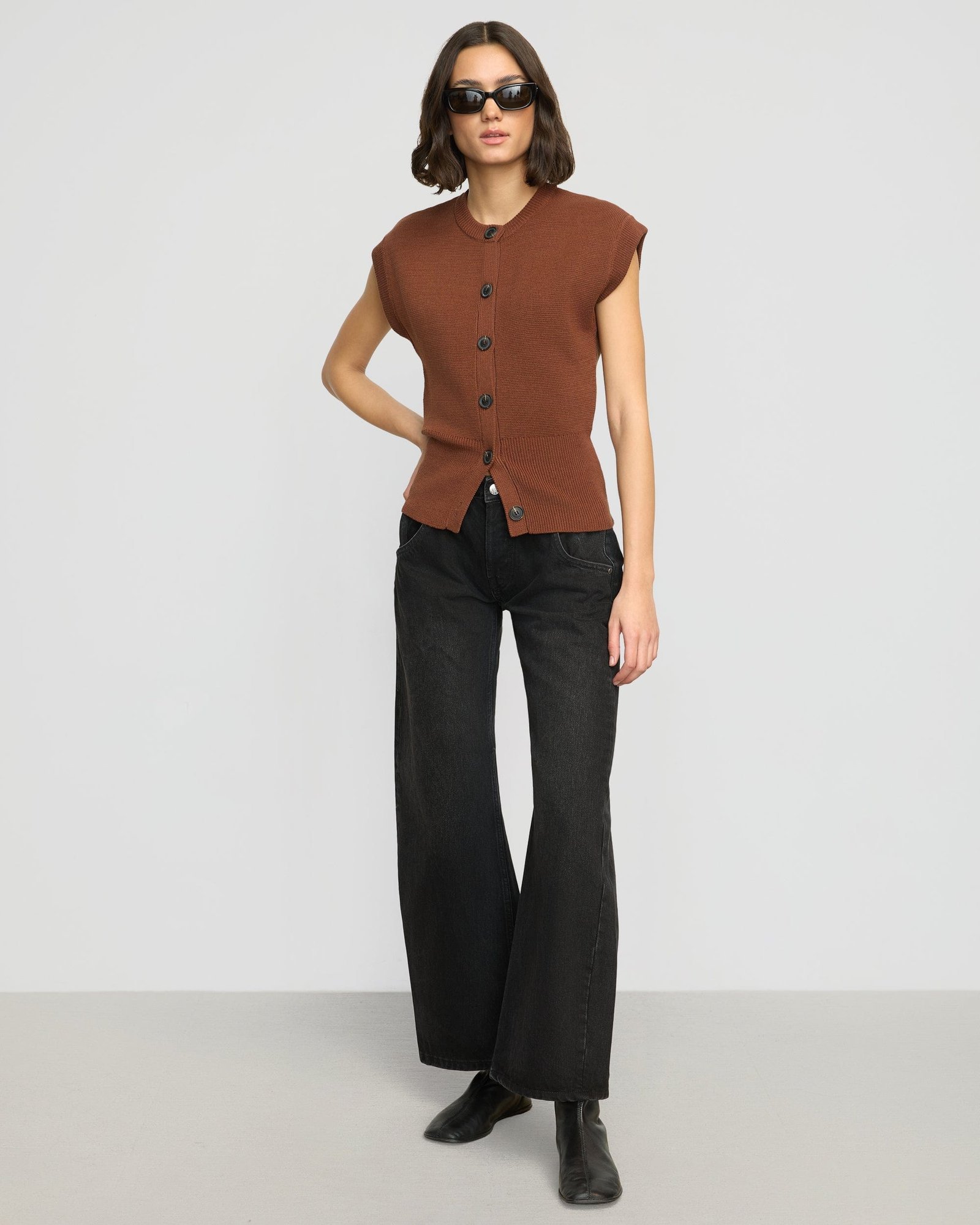 Solea Button Knit Vest - Image 3